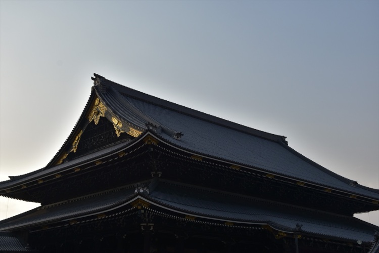 Kyoto, Japan, Higashi Hongan-ji temple, roof