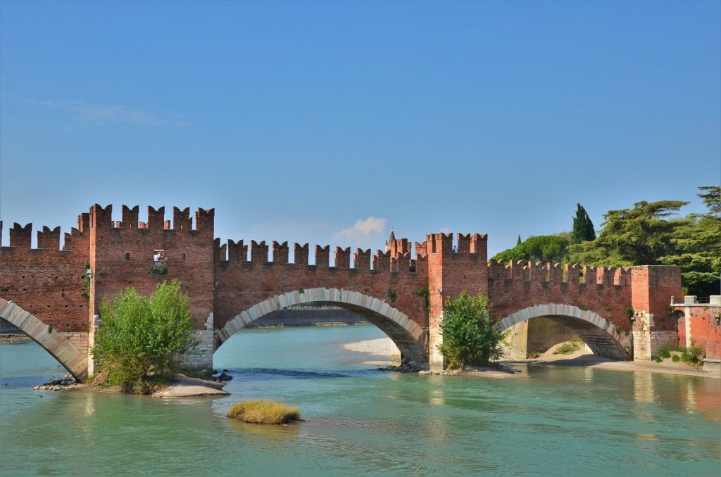 Verona, Ponte di Castelvecchio, Italy