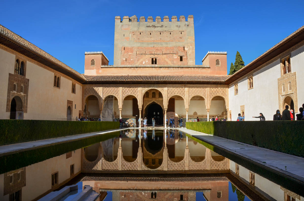 Spain, Andalusia, Granada, Alhambra, Nasrid Palaces, Patio de Comares